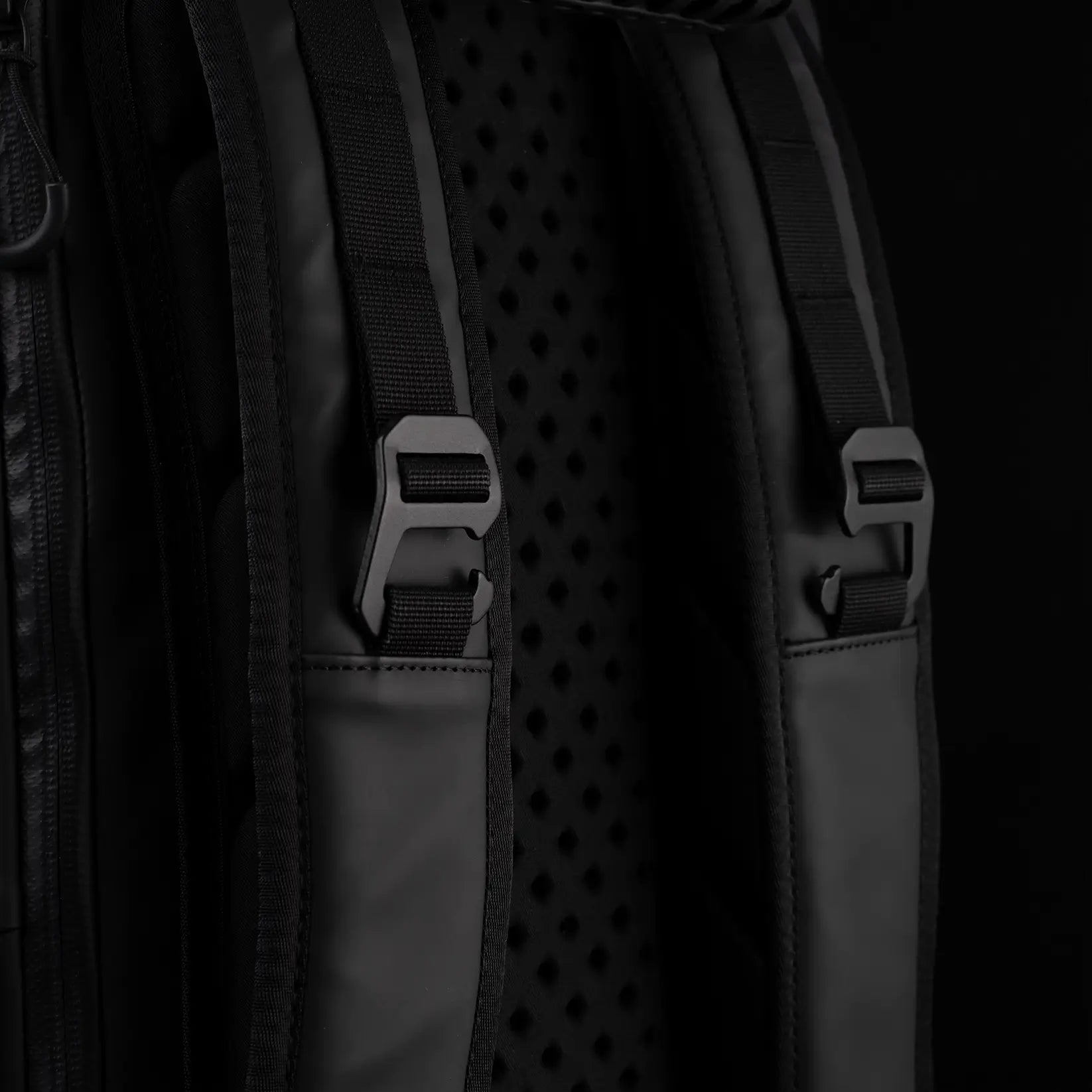 Quiver Pickleball Backpack – 4RTH Quiver Pickleball Backpack – 4RTH